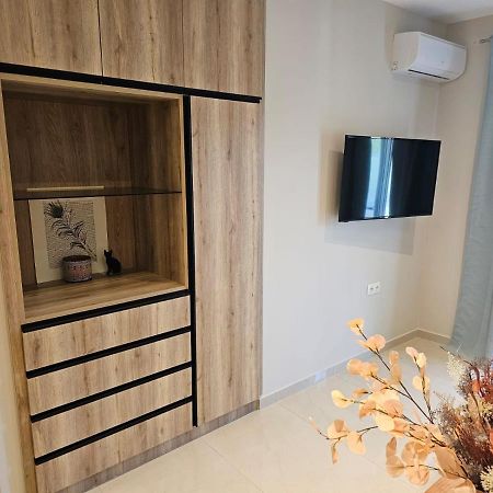 Agora Luxury Apartment 3 لوتراكي المظهر الخارجي الصورة