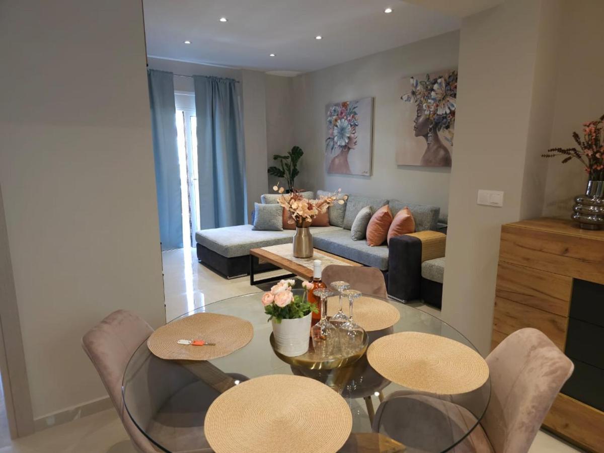 Agora Luxury Apartment 3 لوتراكي المظهر الخارجي الصورة