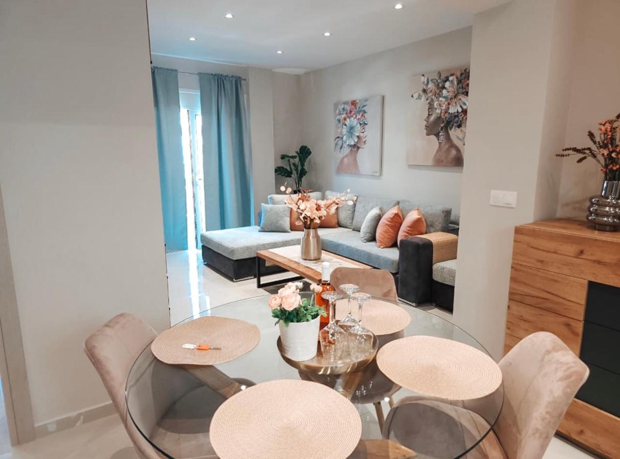 Agora Luxury Apartment 3 لوتراكي المظهر الخارجي الصورة